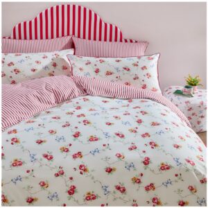 Cath Kidston Rose and Bows bedset. The Rose And Bows Duvet Set by Cath Kidston is a reversible bedset that features modern touch to a traditional rose, bow and posies design with splashes of bright colours that will give your bedroom a sunny, natural feel. The bedding is machine washable making it easy to keep fresh and looking beautiful. Made with 100% cotton, this bedding is soft to the touch and durable.
